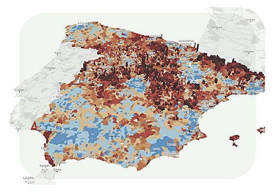 La España vaciada se llena en verano: montañas abarrotadas, guiris en la playa y población saturada