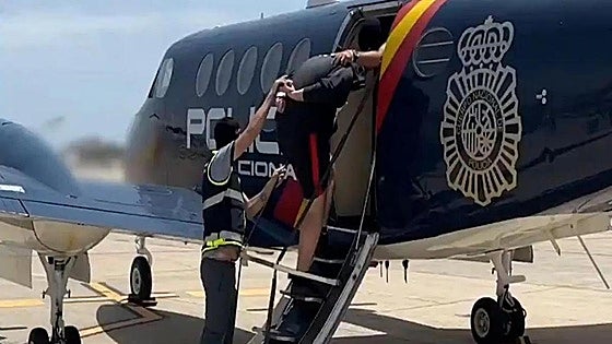 El detenido por la filtración de datos de Sánchez asegura que también hackeó a Broncano, Évole o Griso