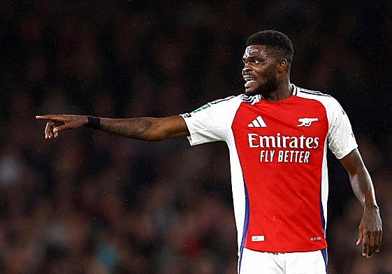 Thomas Partey, durante un partido con el Arsenal