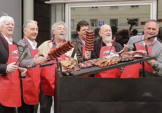 Los integrantes del grupo argentino de humor Les Luthiers