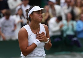 Bouzas se hace grande en Wimbledon