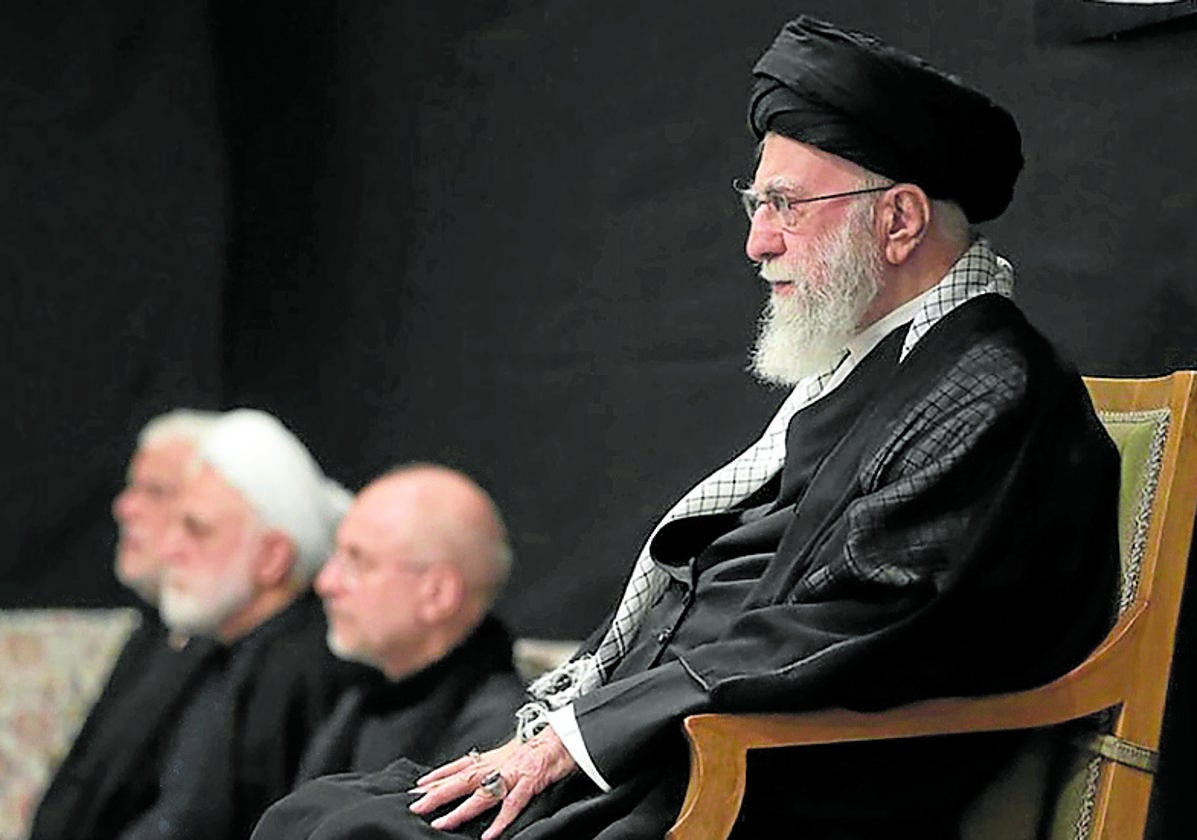 Jamenei acude a su primer acto público tras el ataque de Israel y EE UU a Irán