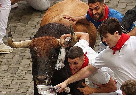 El primer encierro de San Fermín 2025, en imágenes