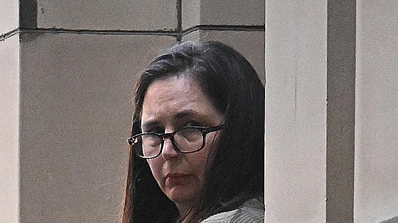 Una mujer envenena a tres familiares de su exmarido con setas en Australia