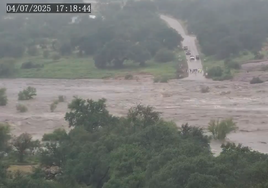 Un 'timelapse' muestra la espectacular crecida del río que causó la tragedia en Texas