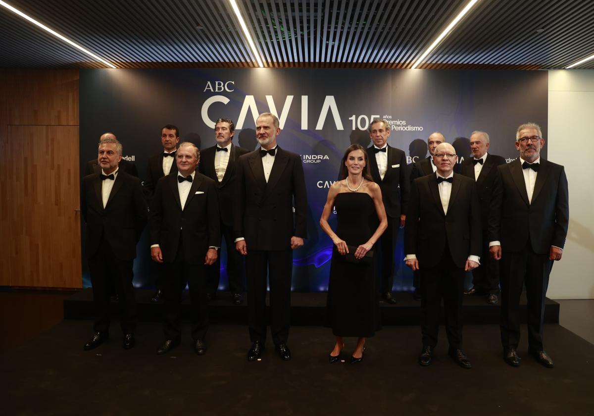 Los reyes presiden los Premios Cavia 2025