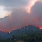 El incendio de Tarragona avanza descontrolado y hay ya 9 pueblos confinados