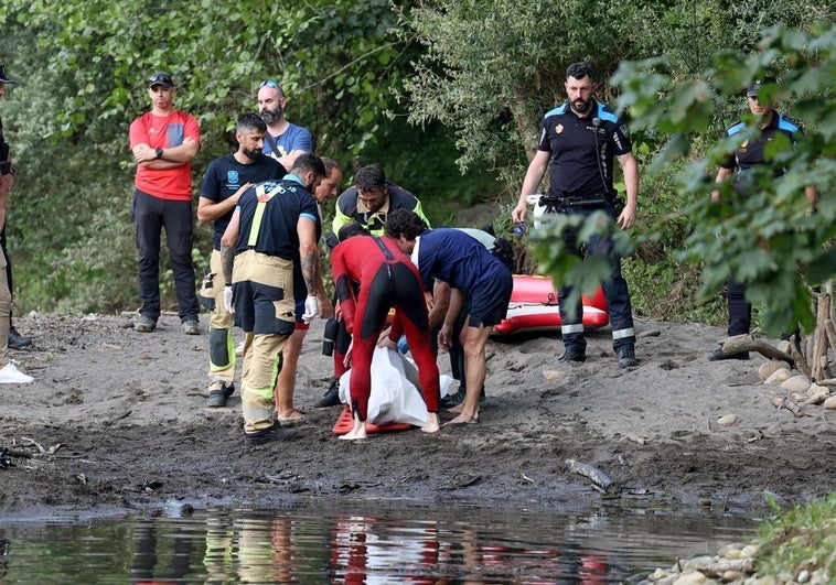 Hallan el cuerpo sin vida del joven de 18 años desaparecido mientras se bañaba en el río Nalón en Oviedo