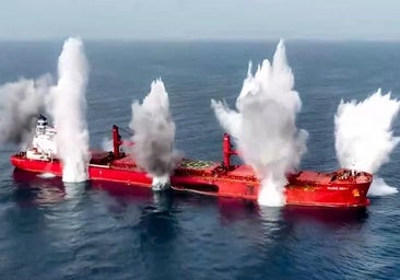 Así hundieron los rebeldes hutíes el buque griego Magic Seas