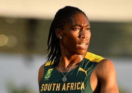 La atleta sudafricana Caster Semenya tras acabar la final de 5000 metros del campeonato africano.