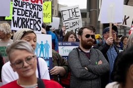Protesta contra los recortes de empleo en Estados Unidos.