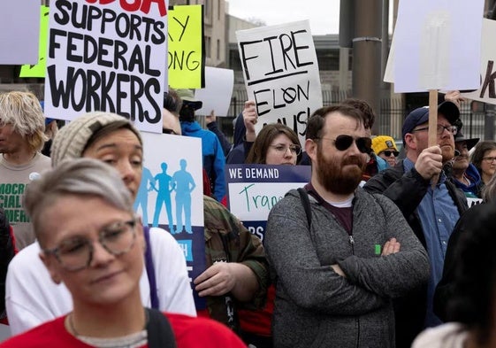 Protesta contra los recortes de empleo en Estados Unidos.