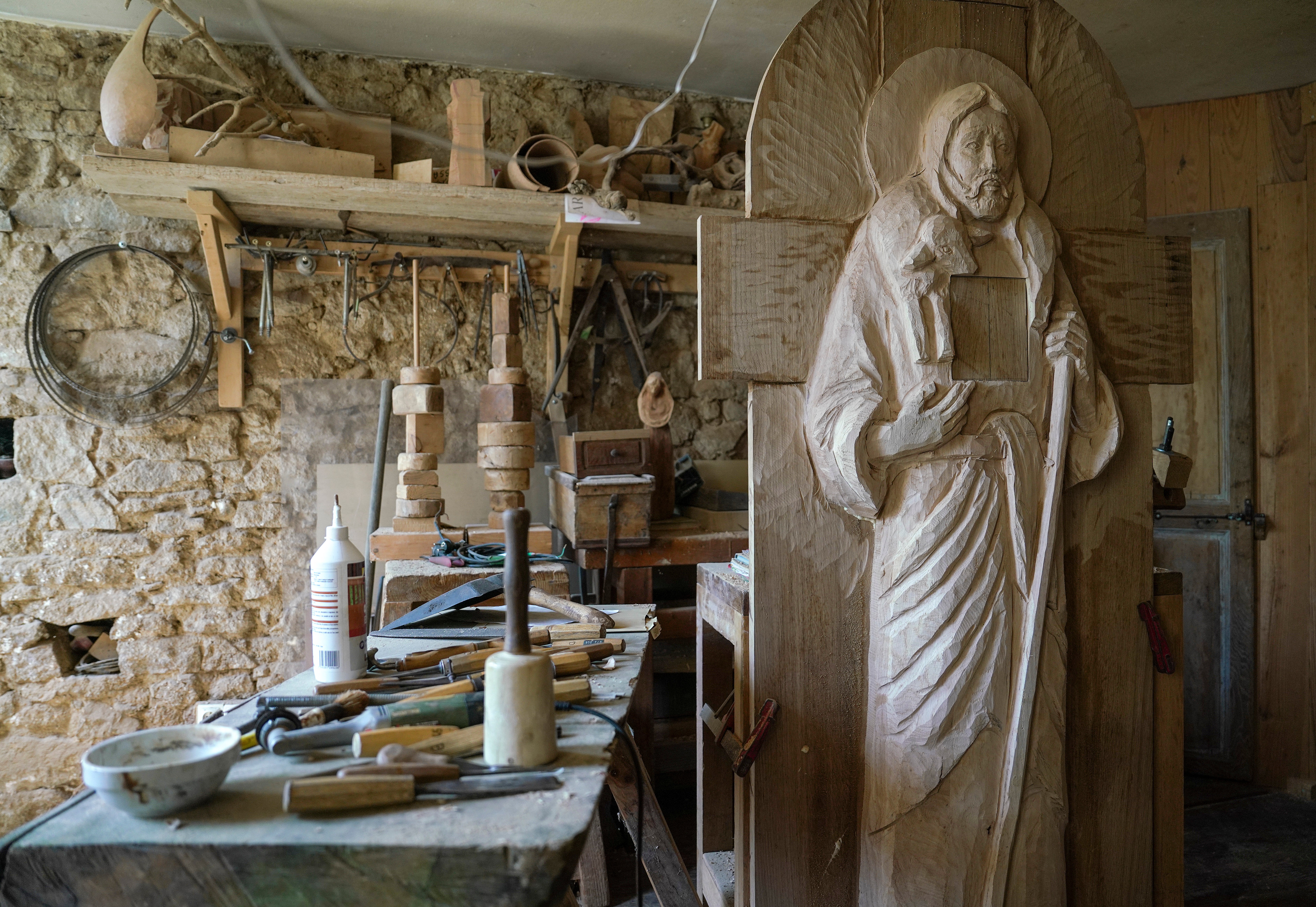 Taller del artesano Alain Legros en el pueblo de Lassay-les-Châteaux.