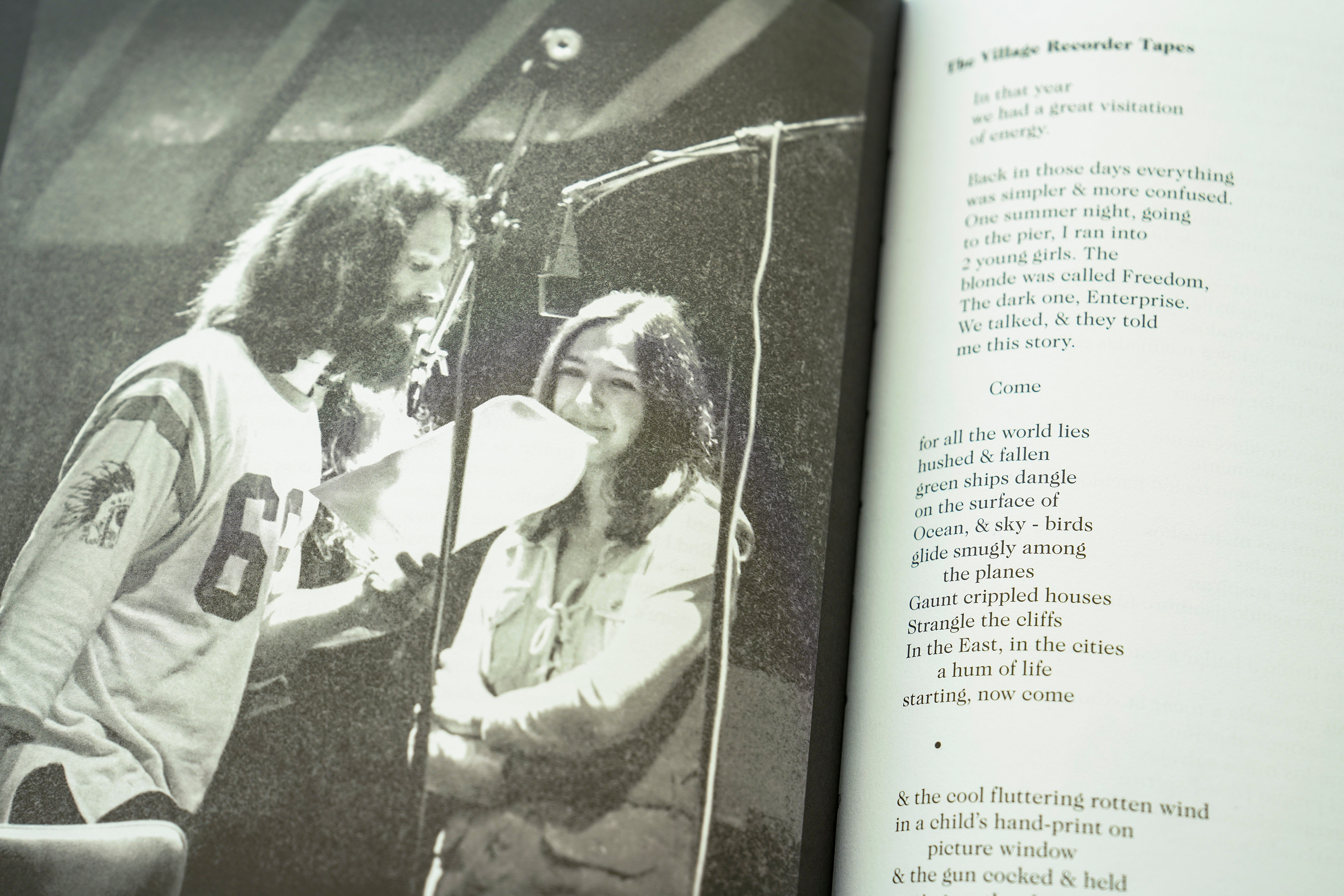 Una de las páginas de 'Jim Morrison. Obra reunida'.