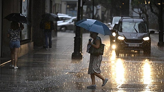 Aviso naranja en 6 comunidades autónomas del norte por fuertes lluvias, granizo «grande» y riesgo de inundaciones