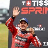 Marc Márquez gana el sprint de Alemania en modo caníbal
