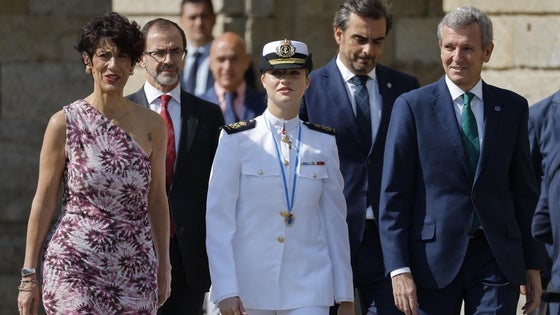 Leonor de Borbón, acompañada del presidente Rueda y la ministra Saiz.