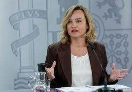 La portavoz del Gobierno, Pilar Alegría, este martes en la rueda de prensa posterior al Consejo de Ministros