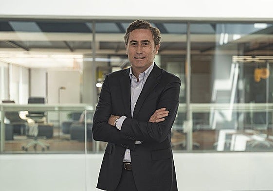 «No se puede proyectar hacia afuera lo que no ocurre dentro»