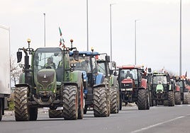Una de las tractoradas de 2024 en las calles de Vitoria.