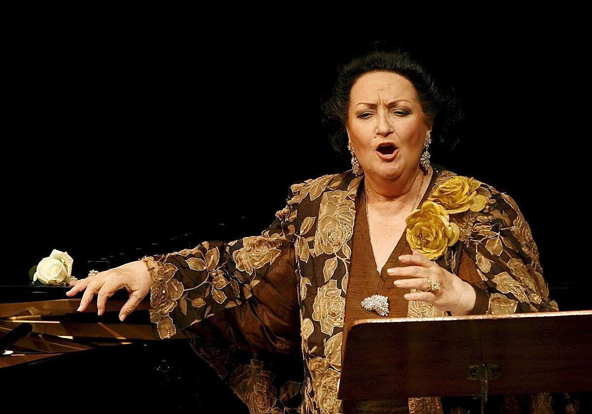 Montserrat en un recital ofrecido en Basilea en 2006, con motivo de la celebración de medio siglo en activo.