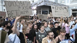 Manifestación en Kiev para exigir el veto a la legislación sobre las agencias anticorrupción.