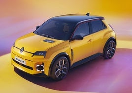 El Renault 5 fue el artífice del auge en ventas de eléctricos de la marca.