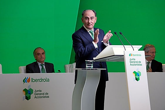 Iberdrola cierra su ampliación de capital de 5.000 millones y vuelve a cotizar