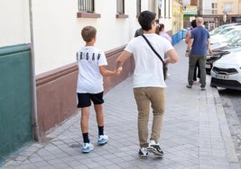 Los hijos de Juana Rivas acudieron al punto de entrega del menor el pasado martes