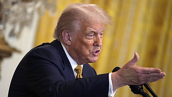 Trump se encuentra con sus fantasmas en Escocia