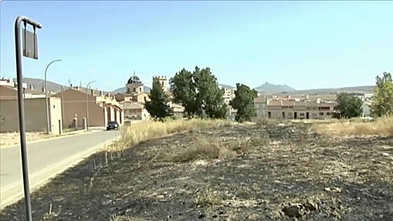 Buscan en Albacete una banda que provoca incendios forestales para robar