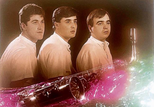 Los orígenes. Miguel Moya, Jesús Ángel y José, en los comienzos del trío que fue la semilla del Grupo Valera.