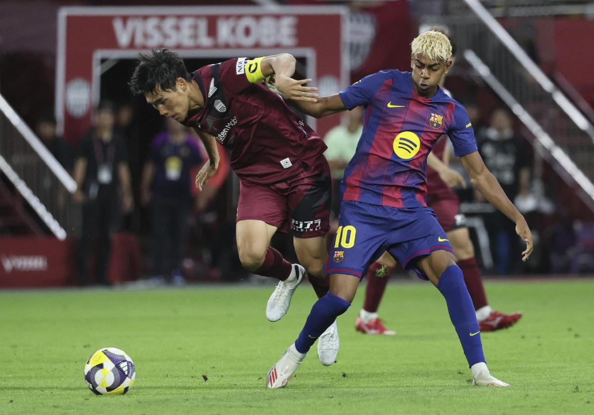 Lamine debuts the number 10 jersey during the friendly against Vissel Kobe.