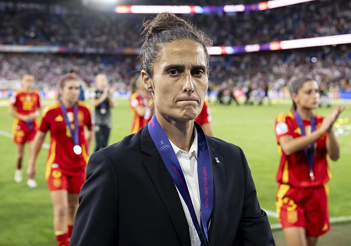 Montse Tomé, con cara de circunstancias tras la derrota de España en la final de la Eurocopa.