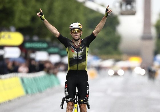 Van Aert gana en París y Pogacar vuelve a reinar en el Tour