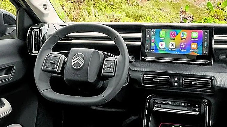 Instrumentación digital tipo 'head-up display' y una pantalla central de 10,25 pulgadas de serie