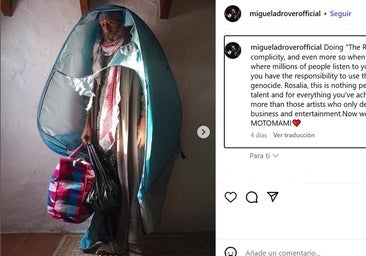 El diseñador Miguel Adrover rechaza vestir a Rosalía