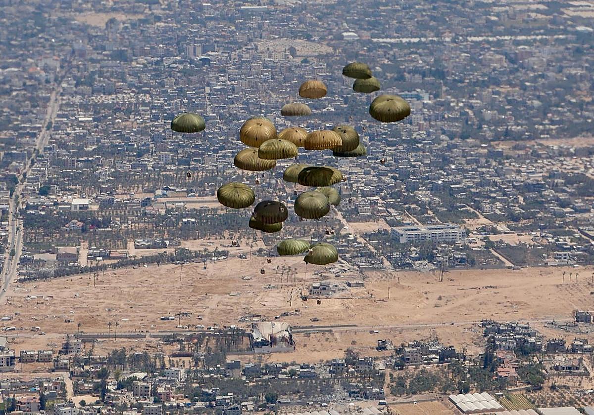 La ayuda española cayó este viernes sobre Gaza.