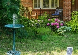 Las mejores fuentes solares de jardín
