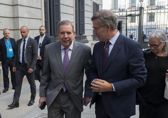 Alberto Núñez Feijóo se reunió en septiembre del año pasado con el opositor Edmundo González Urrutia.