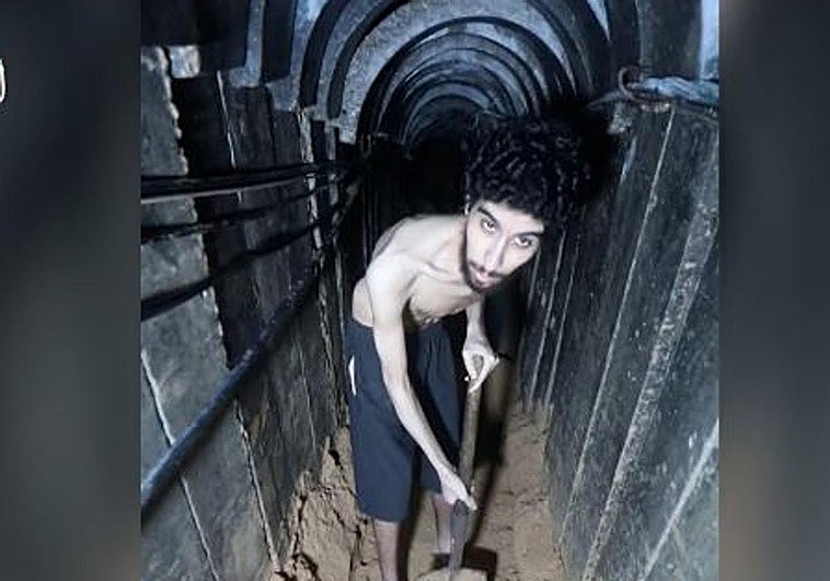 Hamás difunde un vídeo donde obliga a cavar «su propia tumba» al rehén Evyatar David