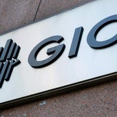 Edificio con el logo de GIC, fondo soberano de Singapur.