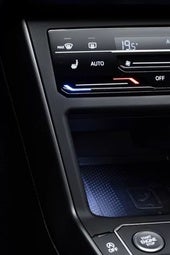 Síntomas y soluciones para evitar averías del aire acondicionado del coche en verano
