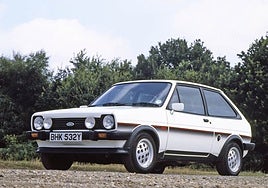 Versión deportiva XR2 del popular Ford Fiesta de los años 80