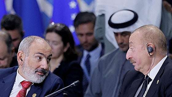 Armenia y Azerbaiyán sellan la paz en la Casa Blanca