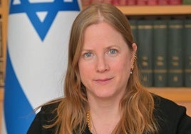 Dana Elrich.