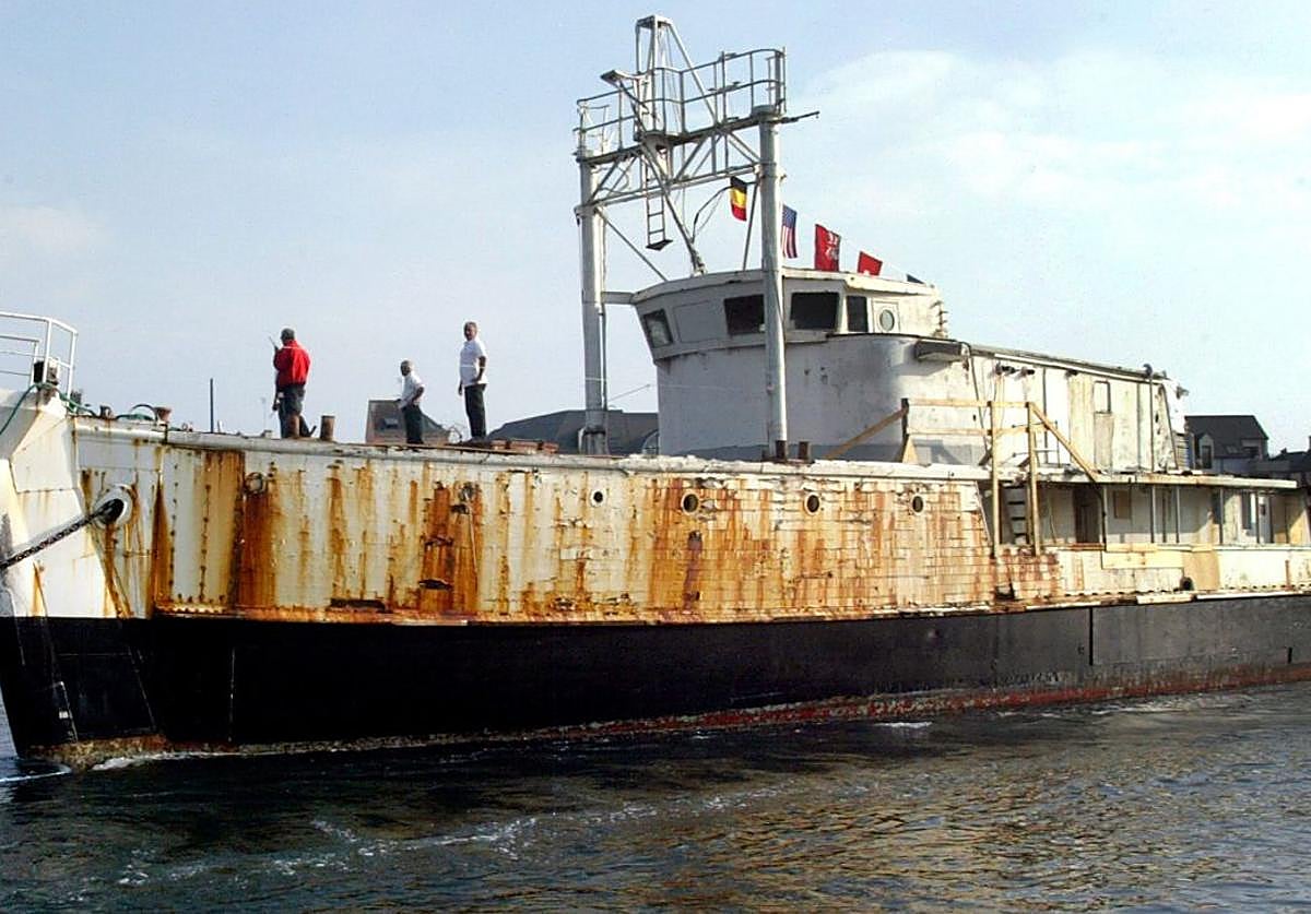 Aspecto del Calypso en 2007, antes de su traslado a Turquía.