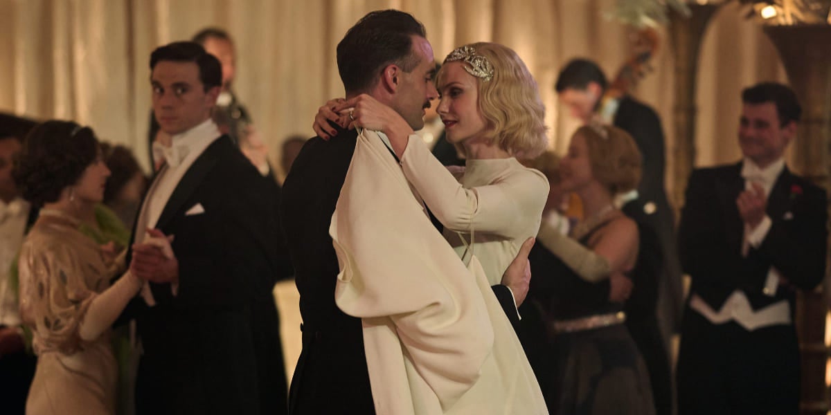 Una escena de la serie británica 'Escandalosas'.