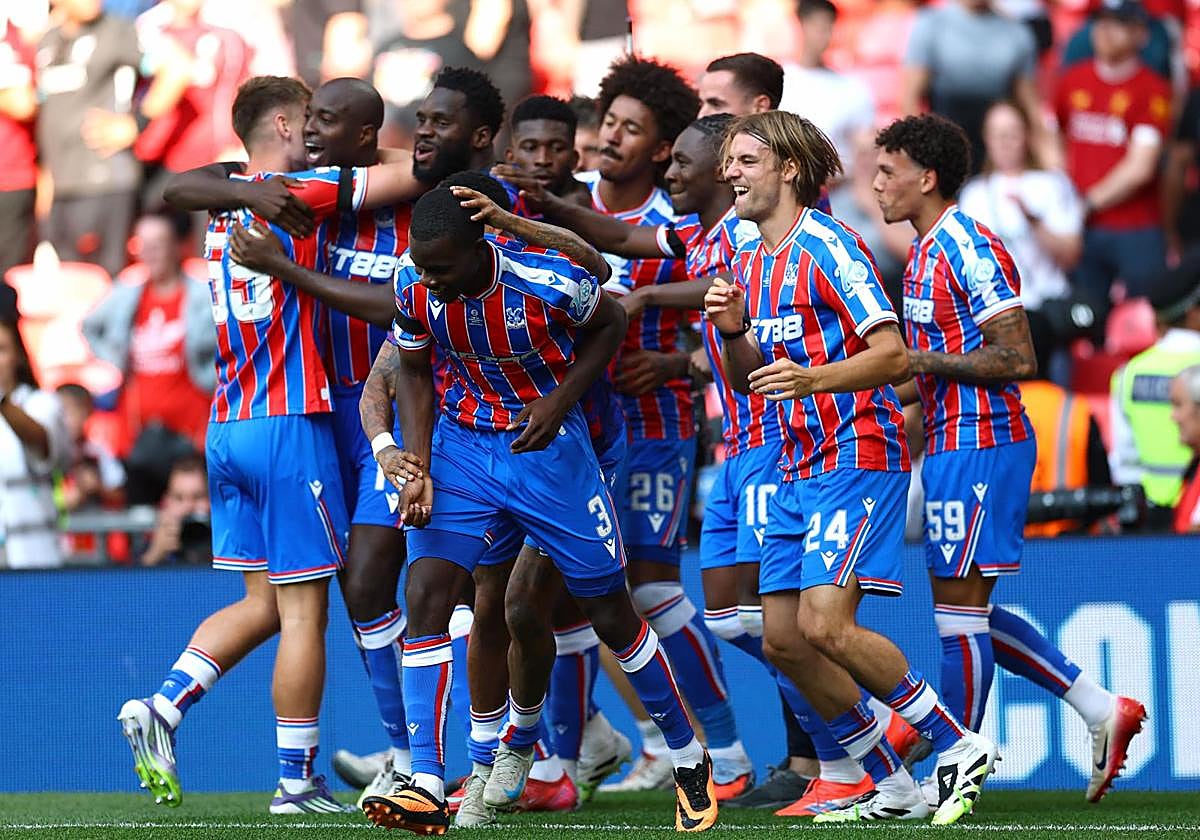 Los jugadores del Crystal Palace celebran el triunfo en la Community Shield.