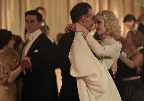 Una escena de la serie británica 'Escandalosas'.